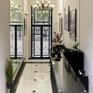4* Отель Maestro Address